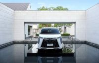新一代M8选择高举高打！命名M8宗师，定位M8大师之上