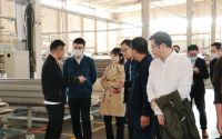 携手并行同谋发展，居然之家团队莅临霍尔茨门业参观交流