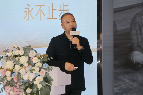 艾迪尔国际家居 集团董事长 肖军华