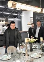 促协作，赢未来丨业之峰集团考察人员莅临顺辉瓷砖·岩板参观交流