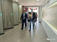 上海市建筑材料行业协会党支部书记石泉一行赴泽喜地板参观调研