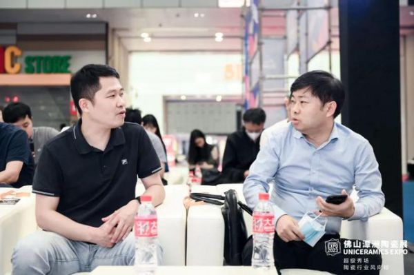 封面：