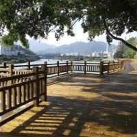 粤江建材：仿木栏杆中的艺术之美