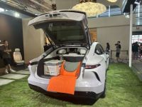 跨界汽车/融合三大子品牌/推出全案软装 2023浦东家具展艾宝家具上演创与变