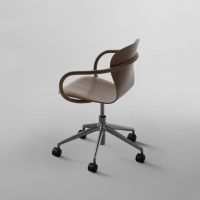 S 220 Atelier椅 : 轻模胶合板外壳，灵活舒适