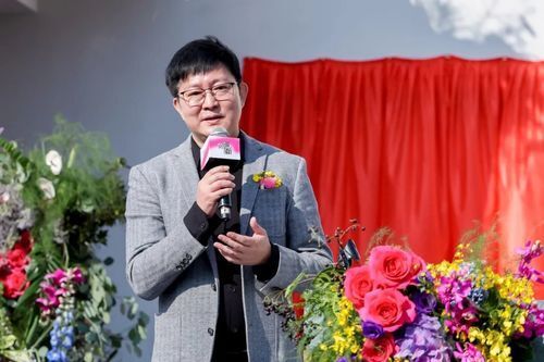 湖南省建筑设计院集团股份有限公司总建筑师黄劲发表致辞