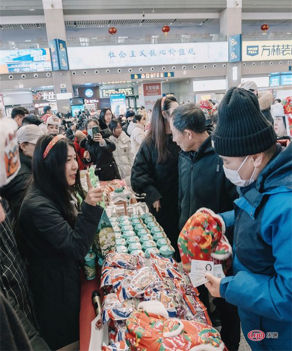 冬日雪暖阳 和平送福——沈阳设计师杨婷助力沈阳文旅行动