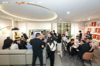 首日火热·红遍全场 | 诗尼曼引爆广州定制家居展，掀起商业5.0净化论热潮！
