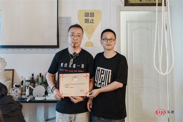 艺术设计进校园 |孟宪曦被授予航空航天大学设计艺术学院专业实践导师
