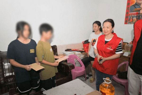 广东省装饰行业协会2024年度爱心助学活动圆满结束