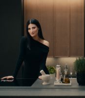 Scavolini携手意大利音乐天后Laura Pausini演绎“Vivimi”生活乐章