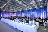 水星家纺亮相2025中国国际春夏家纺展暨2025助眠力高峰论坛 创新产品获评“优眠好品”，...