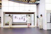 2025 AWE海信璀璨精彩绽放，四款产品荣膺艾普兰奖诠释东方美学新高度