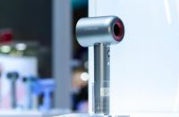 康夫品牌斩获家居双项大奖，以创新实力引领行业发展新范式