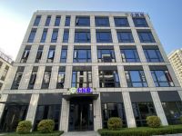 揽获2025中品榜双荣誉，小摇篮板材续写品牌辉煌新篇