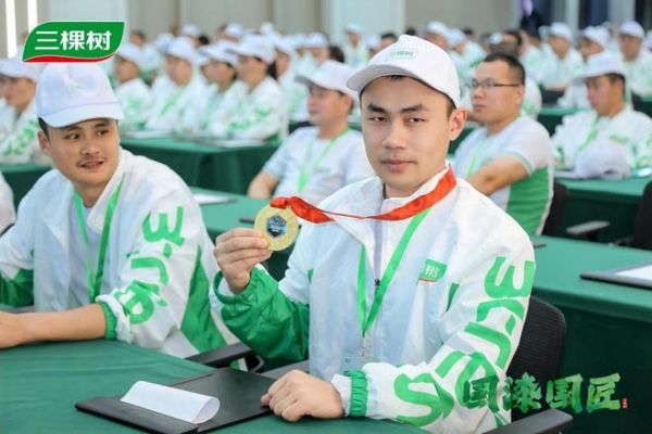 千年漆艺再启新篇，国匠精神闪耀2025