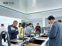 顶固五金全球联展第12站-南京 | DCDE-2025南京门窗移门定制展，华东新程扬帆起航