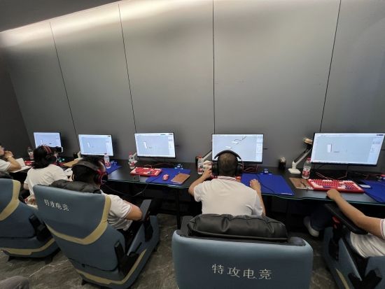 云图片
