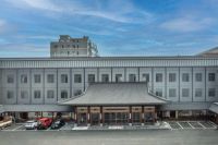 李忠信：推动红木文化活态传承，实现技艺延续与产业升级