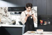 冠珠瓷砖·100个名人的家 | 易大千的温暖宅：处处都是热爱，方寸间是品质