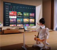 暑假成儿童近视高发期 专家建议关注百吋激光电视护眼优势