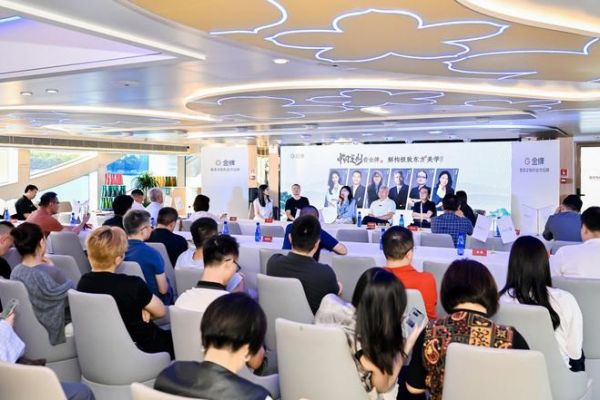 从唐宋雅韵到AI家装设计：中国定制家居进入“产品创新+AI赋能”双核驱动时代