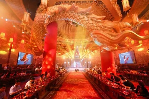 创新创造，秀出锋芒！欧文莱荣获2025“年度设计引领品牌”奖项