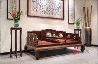 东成红木：业界公认的“大红酸枝专家”