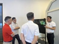 博仕门窗董事会三位老板及家族团队，莅临汉狮深度交流探讨战略合作