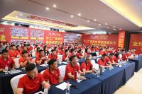 重新定义瓷砖增长路径，大角鹿工厂直卖仓成为盈利之王