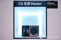 升是影院隐是艺术！海信发布全球首款100英寸可卷曲激光影院