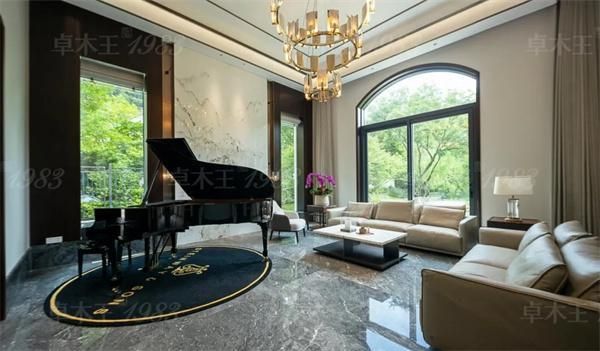 红木家具品牌哪家领跑？揭秘十大热门品牌榜单！