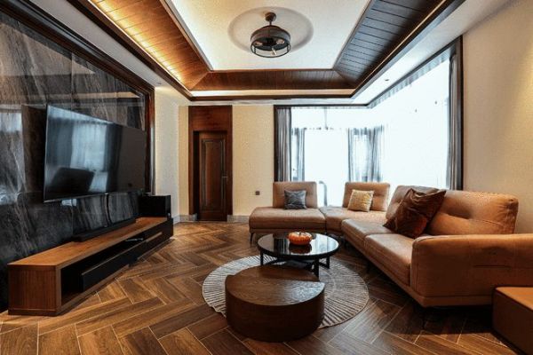 屋主案例 | 视频专访：游走艺术间！他把画廊装进360㎡的家