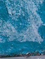 这样的基层上做防水？难怪起皮！