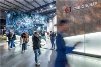 伊派・爱马仕携透光岩板亮相博洛尼亚展，意式精工引行业瞩目！