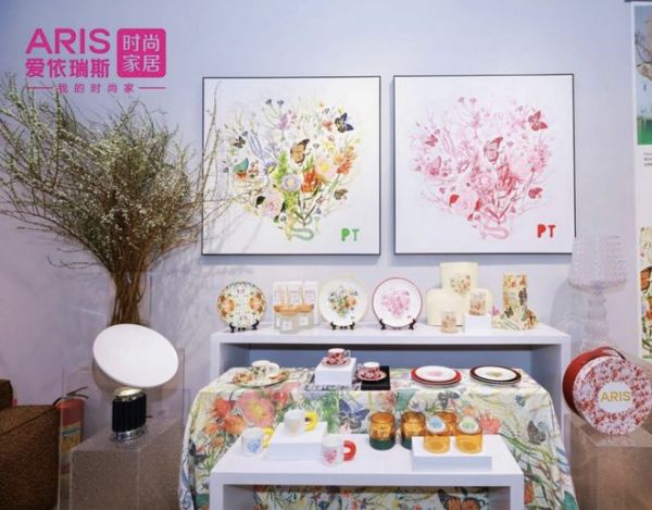 爱依瑞斯荣膺2025中国家居冠军榜三大奖项： 以艺术为轴，书写三十年长青之路