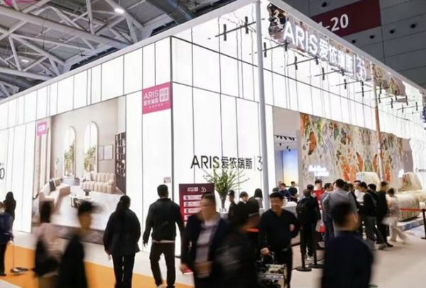 爱依瑞斯荣膺2025中国家居冠军榜三大奖项： 以艺术为轴，书写三十年长青之路