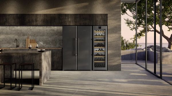 团圆时刻，质感相伴——Liebherr利普赫尔臻献XRFbsh 5265对开门冰箱组合及WPbs 5262酒柜，解锁新春家宴新格调