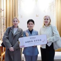 东方雅奢·破圈出海｜伊伊布舍东方系列亮相北京国际家居展，非遗双绣征服海外客户