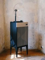 米兰收官｜声入浴境，梵尼诗 ×MonBlari 以跨界设计书写中意美学对话