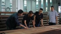 榫卯匠心，代代共守：区锦泽获评传统榫卯家具制作技艺非遗代表性传承人