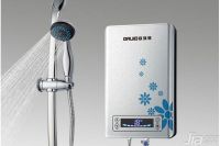 什么牌子的即热电热水器好用