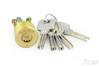 换防盗门锁芯具体步骤 换防盗门锁芯价位