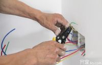 男人千万别说不行 开关插座安装又不难