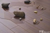 地板受潮怕什么 监理教你三招应对