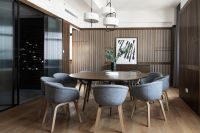 如今小户型餐厅都不买餐椅，用它来取代，节省空间还好看