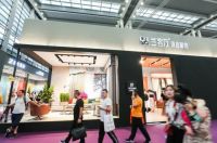 兰客厅重磅推出“双品牌+双体系”模式，率先进入专卖店3.0时代