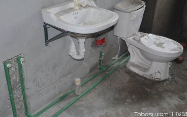 卫生间改造水管