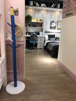 告别杂乱,也许你只差一个衣帽架