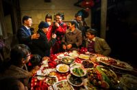 欧斯宝“暖房吉日”致敬时代经典，寻找即将消逝的人情味！